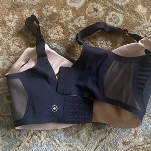 Honeylove CrossOver Runway (black and cream) Wireless Bra 34DDD/34F